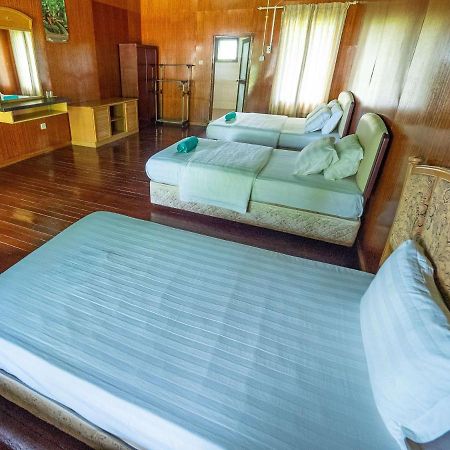 Benarat Lodge مولو المظهر الخارجي الصورة
