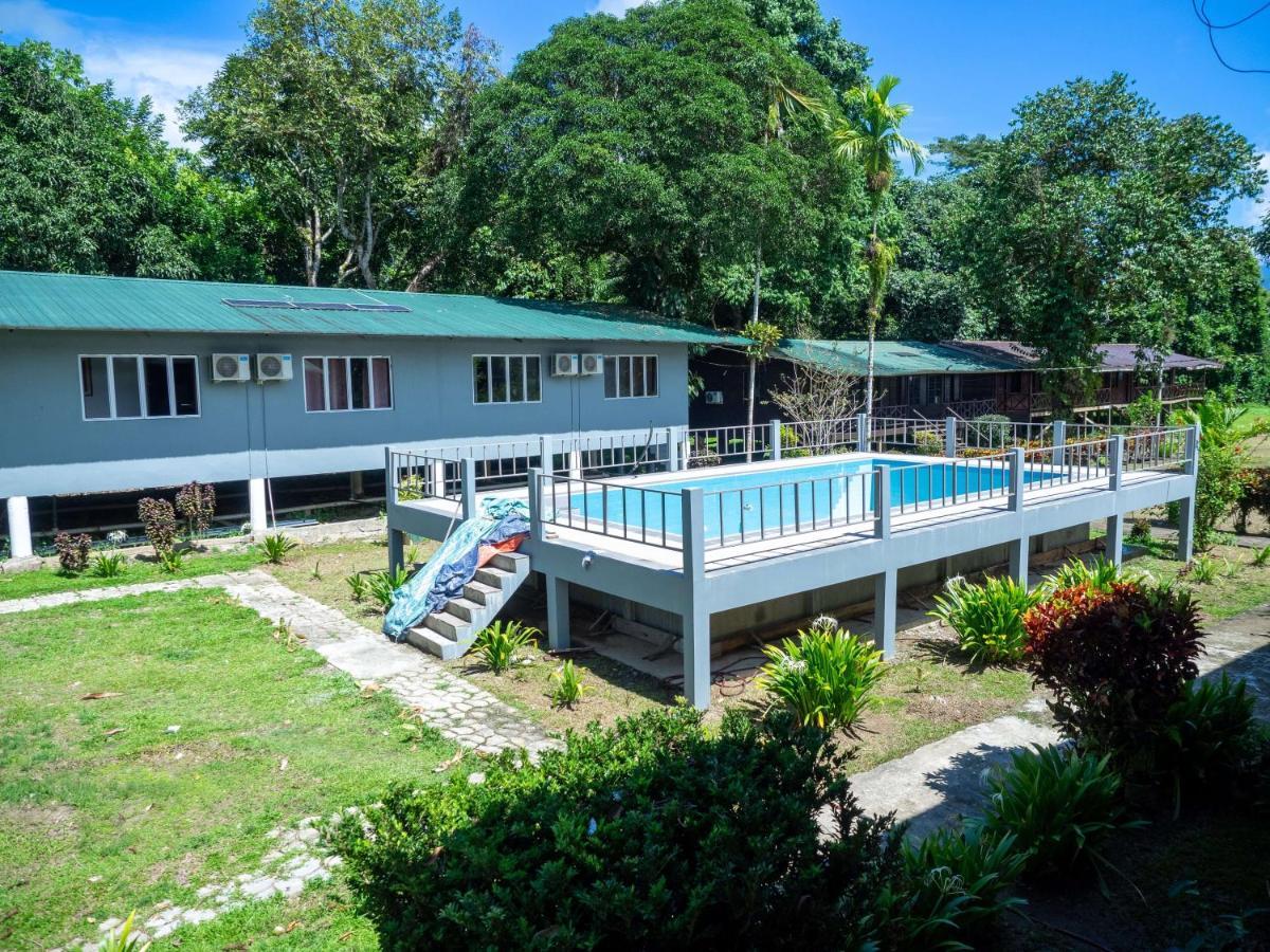Benarat Lodge مولو المظهر الخارجي الصورة