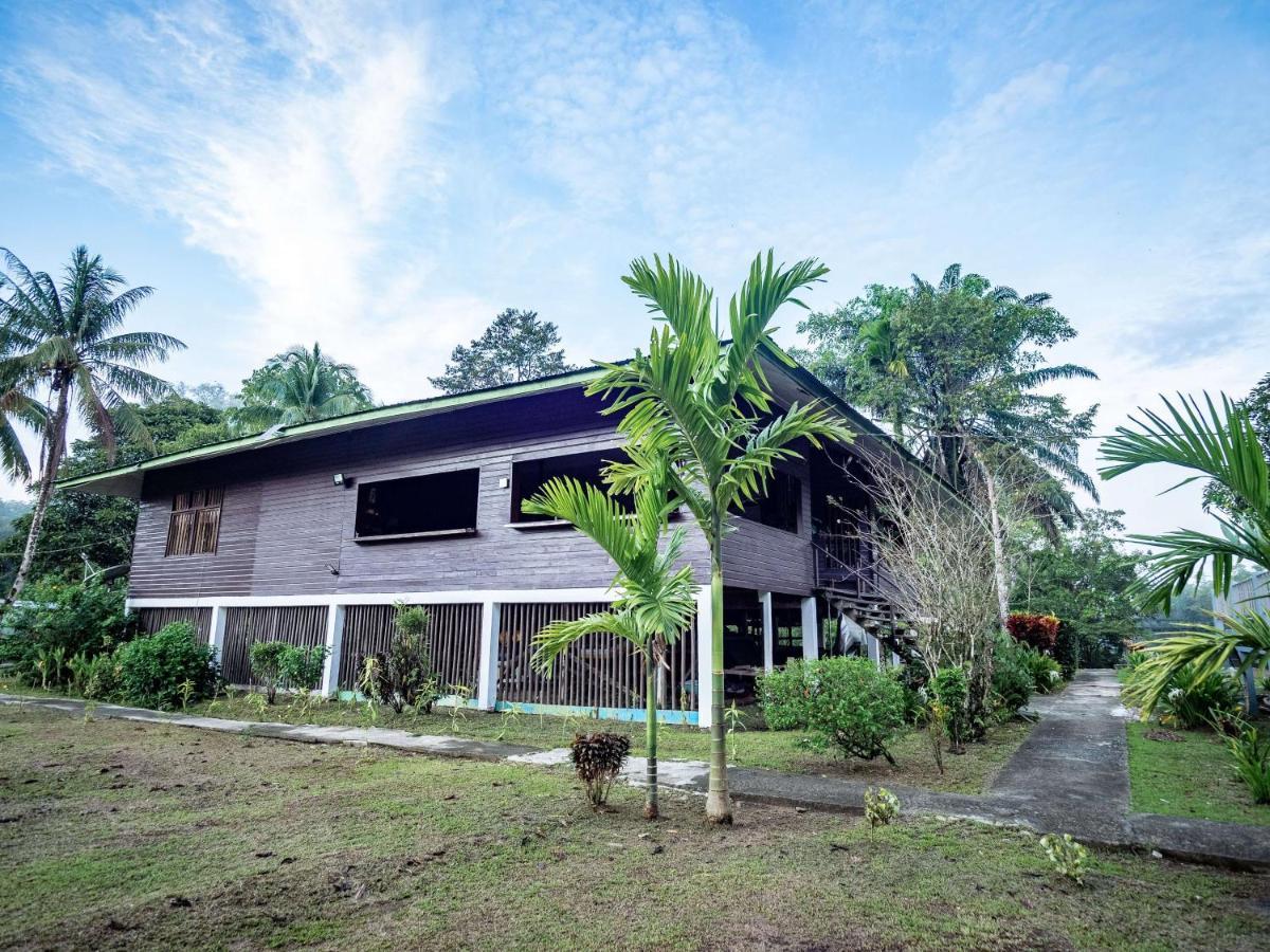 Benarat Lodge مولو المظهر الخارجي الصورة