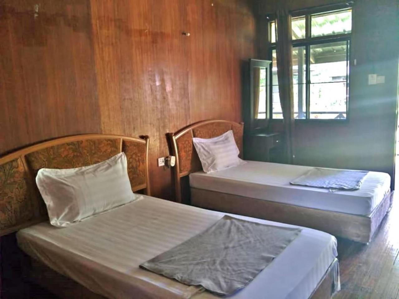 Benarat Lodge مولو المظهر الخارجي الصورة